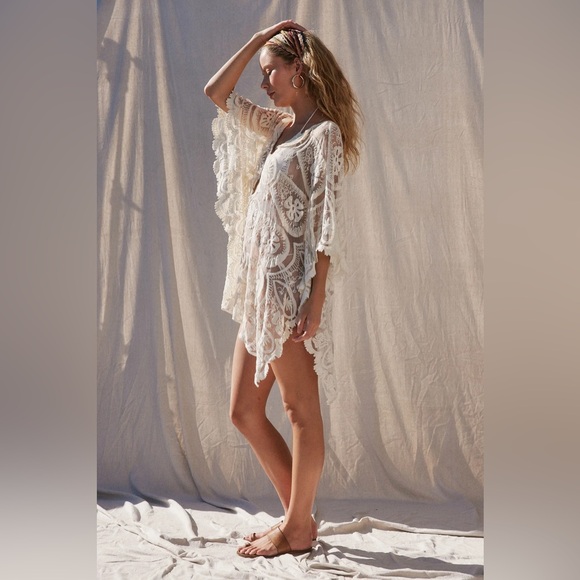 Jen’s Pirate Booty Pixie French Kaftan | OS | Natural Pixie - Picture 10 of 11